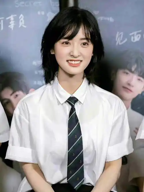 娱乐圈大爆料杨紫 王一博 谢娜 何炅 谭松韵 张雨绮 陈飞宇 沈月 林允