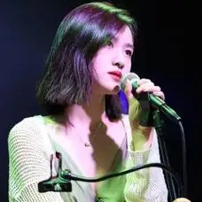 抖音最热搜烟嗓女声:花姐 程响 阿悠悠 魏佳艺