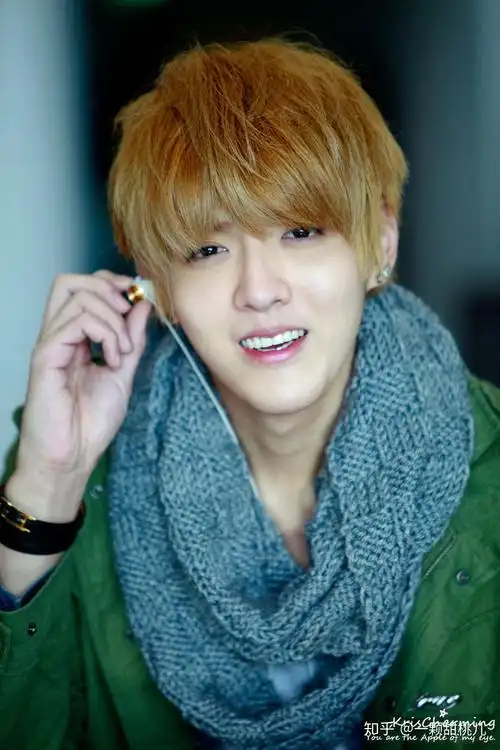 如何看待吴亦凡的颜值