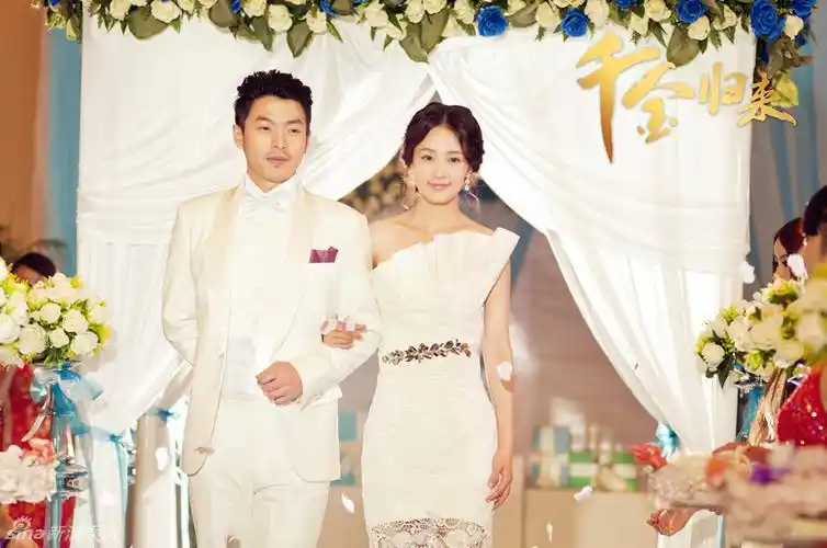 组图:李沁《千金归来》情归何处成焦点_高清图集_新浪网