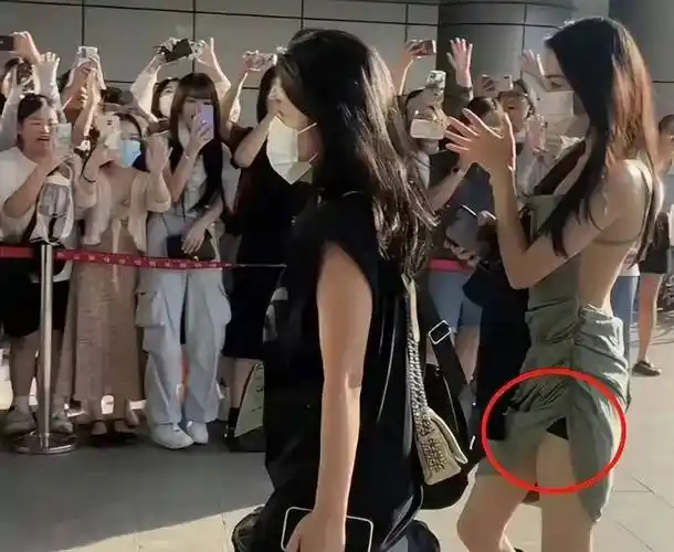 迪丽热巴惹议,大胆辣妹装又露底裤,网友群情激奋_着装_金星_艺术