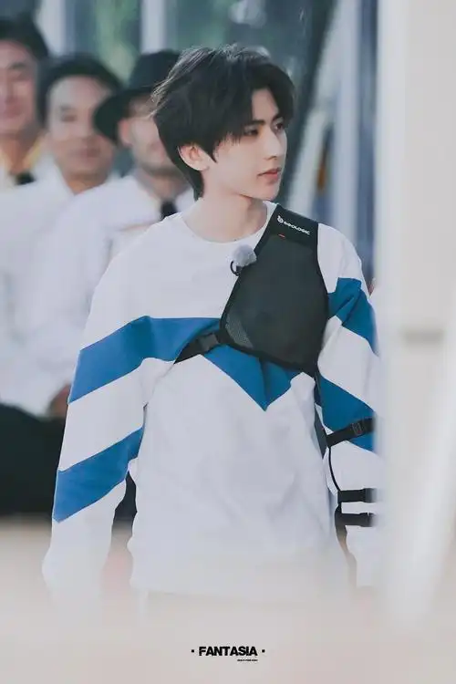 手机内存不足无脑存图要是能发出去就绝了