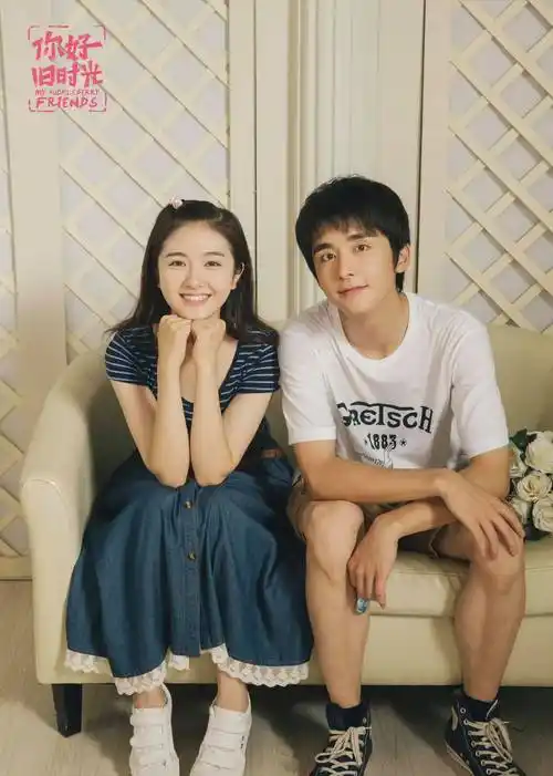 张新成李兰迪同游国外,粉丝内涵女方身材,工作室发声_网友_恋情_男方