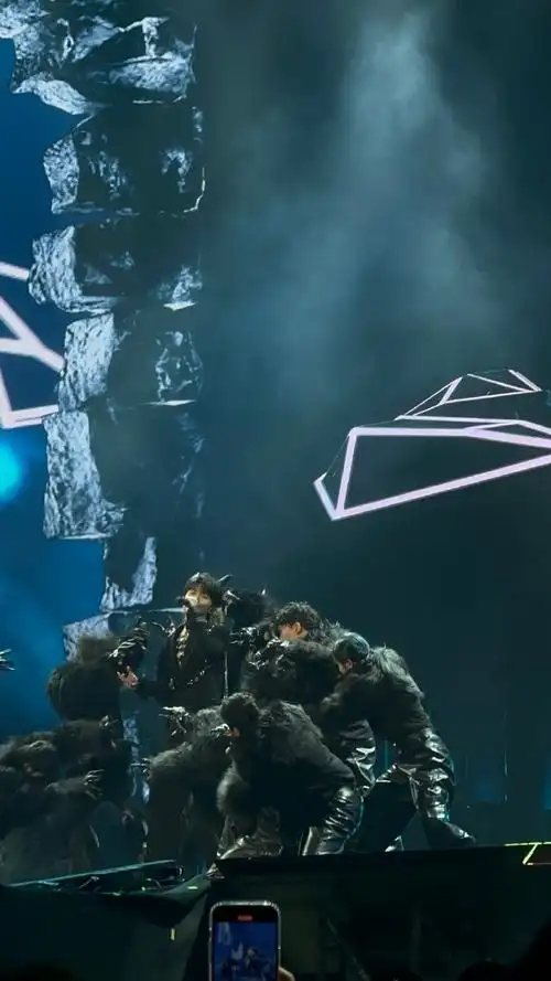 今天狼王更凶了#马嘉祺叁重楼暨出道四周年演唱会