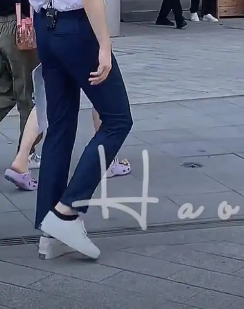 收集任豪小猪妹的漂亮腿腿