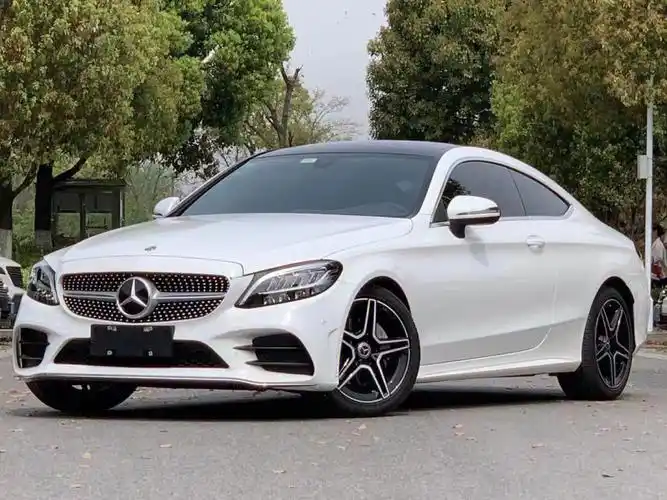 【车辆名称】2019款 奔驰c级(进口) c 260 轿跑车【上牌时间】2019年0