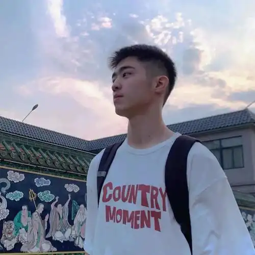 这么帅的00后,算校草吗?