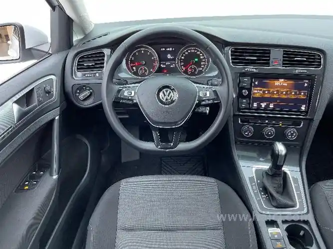 大众高尔夫12tsi双离合200tsi舒适型2019款