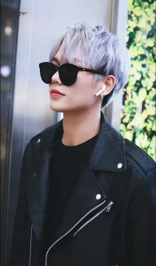 内娱明星神仙发色#林彦俊绝美发色合集～任何发色都能完美驾驭沉自谮