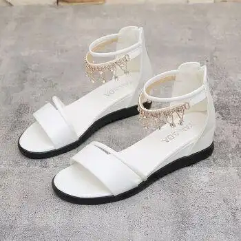 京选品质特价夏季平底白色凉鞋女中小学生1213中大童15防滑16平底18岁