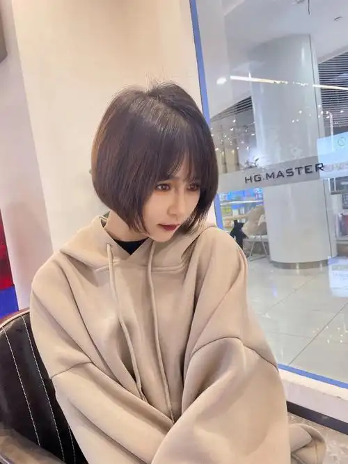 王子文短发苏州分文又来剪头发 又回归当时的初恋发型了 19 - 抖音