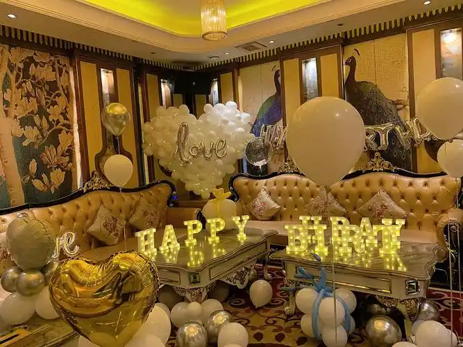 ktv生日包房布置