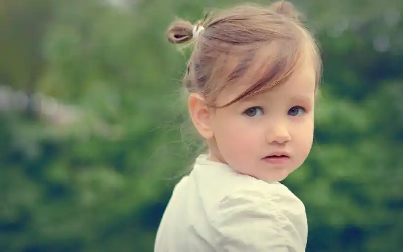 可爱小女孩图片