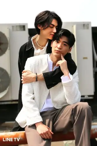 看完12集觉得立呈好爱藤藤