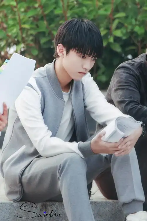 #王俊凯# 161106《我们的少年时代》拍摄 高…-堆糖,美好生活研究所