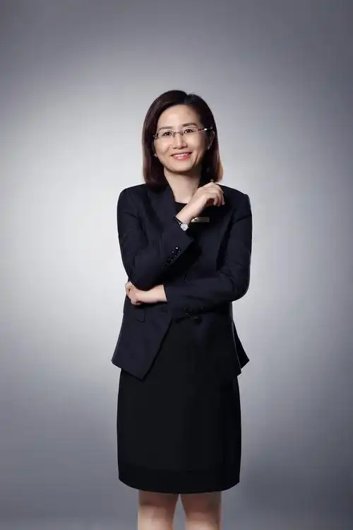 企业高管商务形象照—深圳阡陌金融