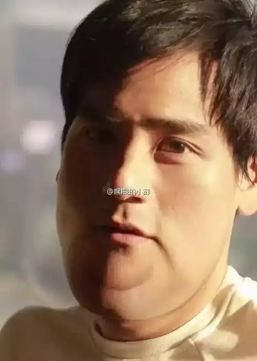 男神彭于晏,变胖了之后是这样?