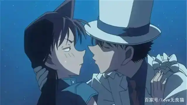 小兰很多时候也难以分辨,只能默默地被基德吃豆腐,柯南在旁边看着恨得