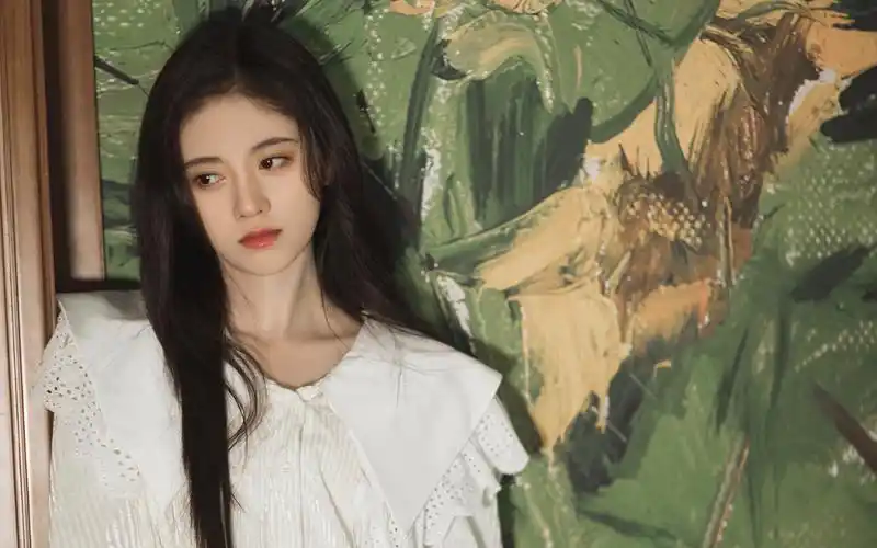 首页 桌面壁纸 大陆明星 鞠婧祎甜美仙气高清桌面壁纸 (1/ 4) 2020-01