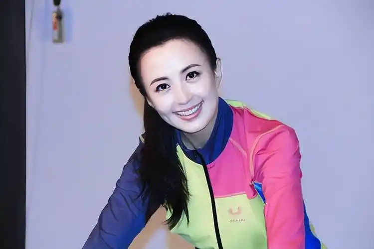 著名演员杨童舒:长得漂亮戏也好,为人低调不张扬,追求平淡生活_傅善祥