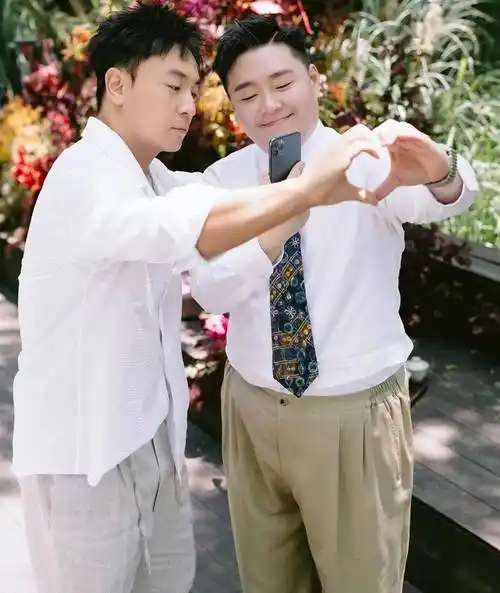 他结婚了,居然那么多人不知道?_郝劭文_婚礼_释小龙