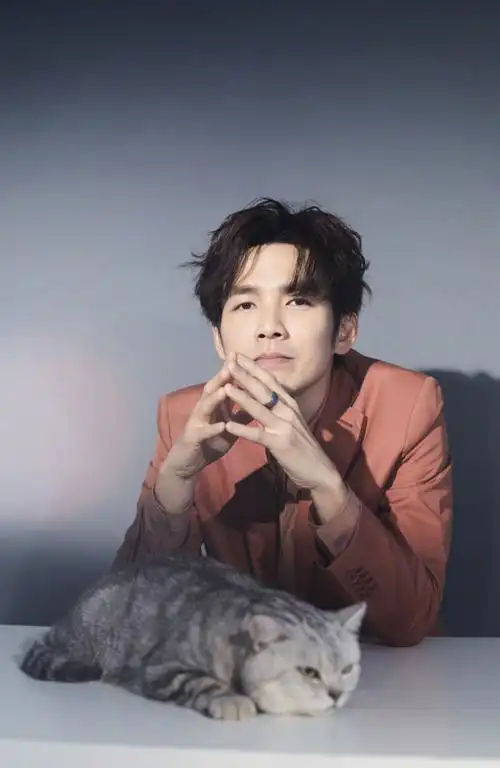 钟汉良帅气撩人时尚写真图片,明星,高清,帅气,钟汉良,魅力,儒雅