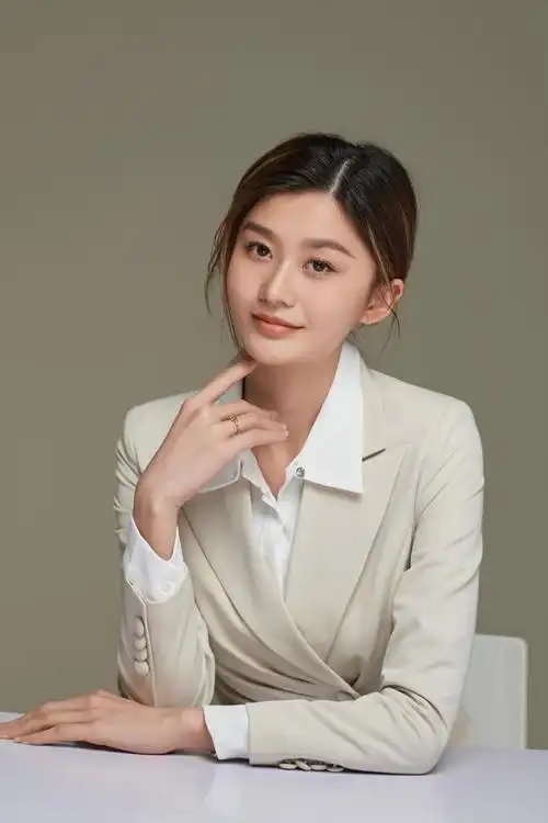 求职季令人心动的职场形象照