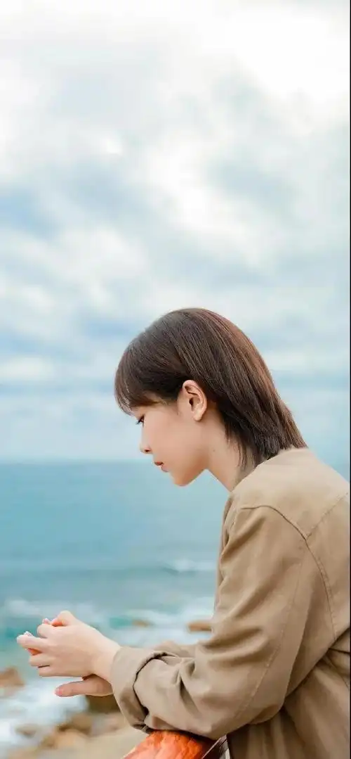 杨紫时尚休闲海边甜美气质写真手机壁纸12