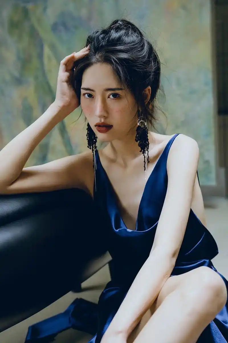 模特 #分享照片 #美丽坏女人 #服装拍摄 多更!最近!好 - 抖音