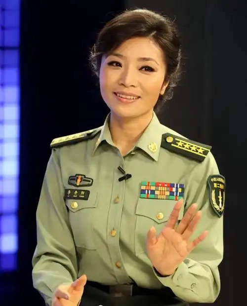 身材丰满长相甜美的八位军旅女歌手你喜欢谁