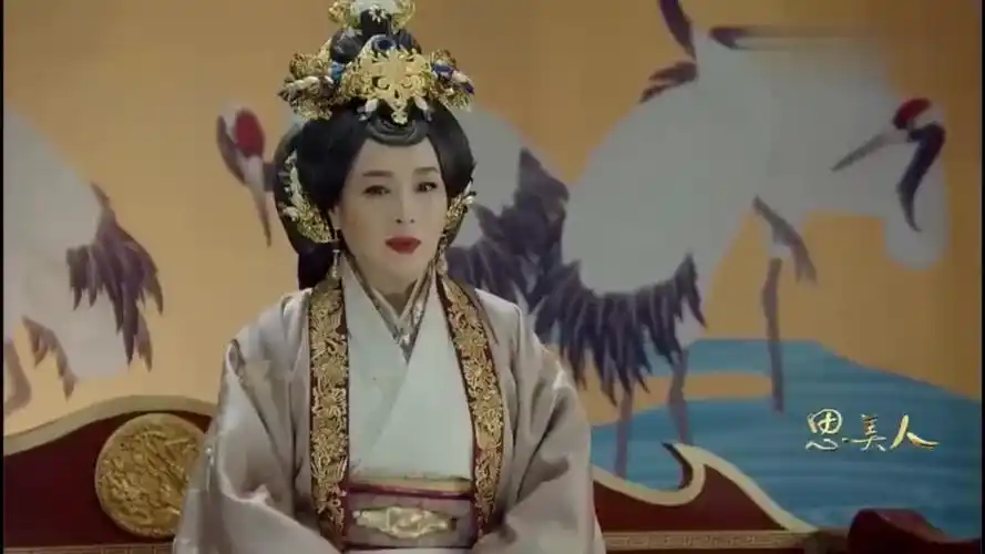 思美人:莫愁见太后不相信自己,很是担心前方战事,尤其是屈原