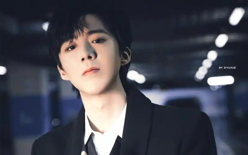 刘宇宁大长腿,路人视角