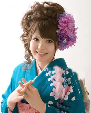 日本姬发式和盘发女生公主姬发型图片