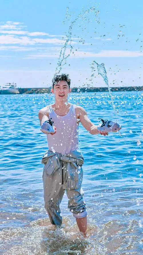 黄景瑜早期模特照