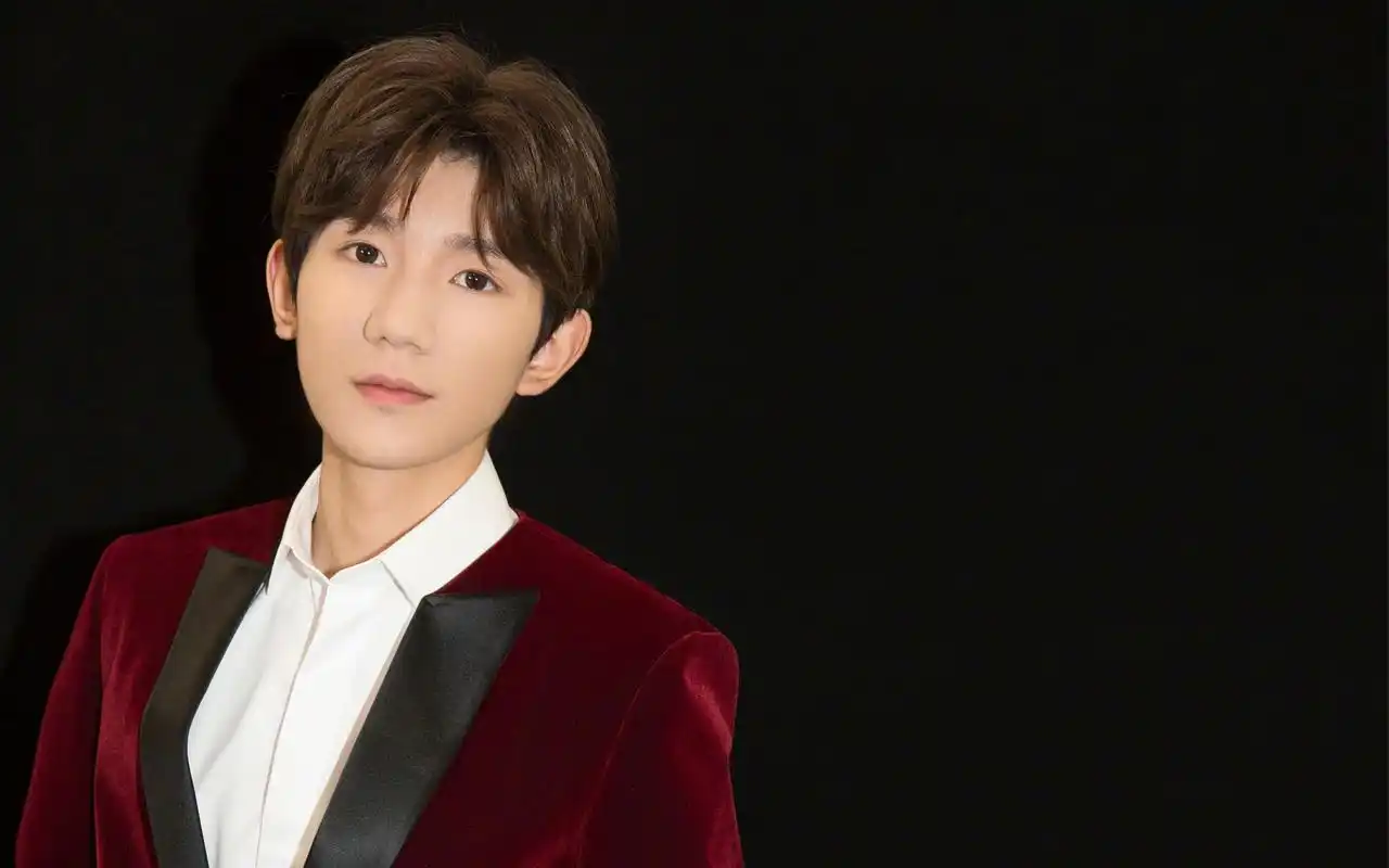 首页 桌面壁纸 大陆明星 tfboys组合帅气高清壁纸图片 (4/ 5) 2018-10