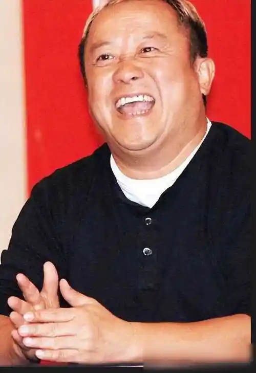 曾志伟的70岁生日宴黄日华老到认不出大3岁的苗侨伟依旧帅