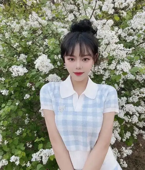 在江苏徐州,有一个21岁的大三女生小张同学就被妈妈逼迫相亲,而且还是