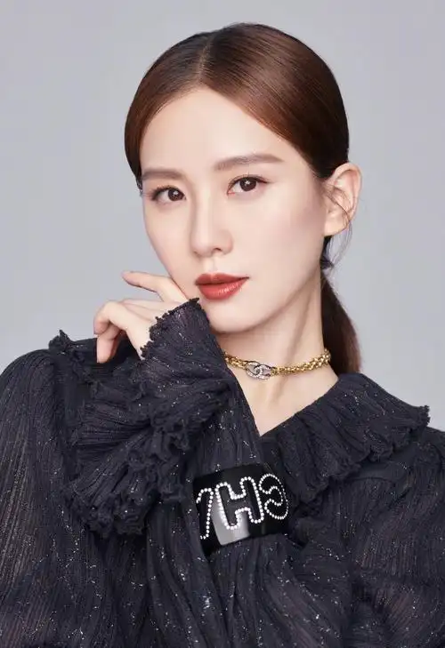 赢家趣事吧 赢家娱乐 明星 明星美女上一图集 刘诗诗优雅气质写真图片