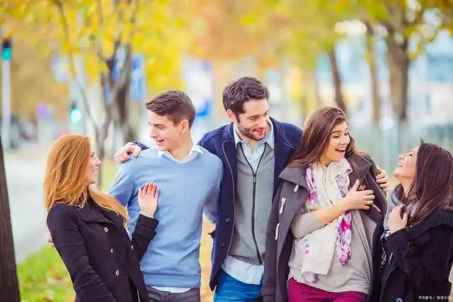 异性朋友能否"纯友谊",你怎么看?