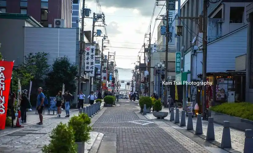 日本经济最落后县首府的商业街,没有高大上品牌,干净而又接地气_奈良