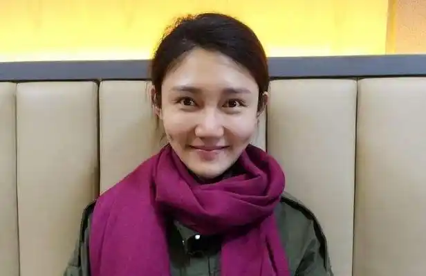 主持人龙洋丈夫是谁(央视小董卿龙洋的个人资料简介)-心语百科