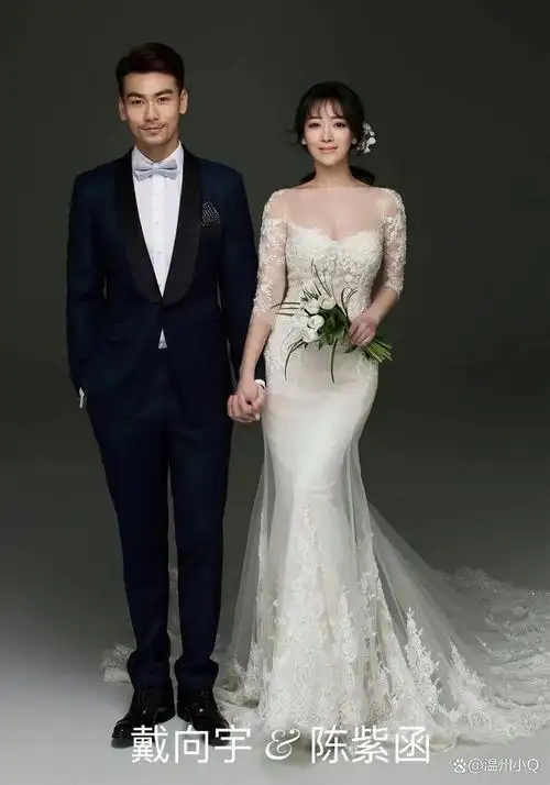 明星夫妻们的超甜蜜婚纱照