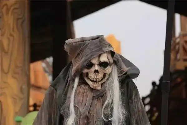 乐华城,你在搞什么"鬼"?