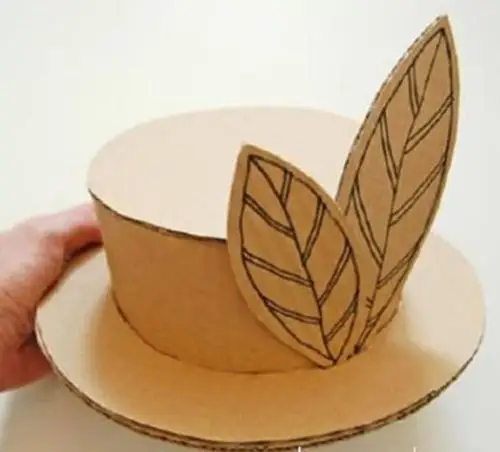 纸箱→漂亮的帽子