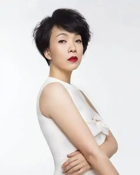 陈明,河南洛阳人,1968年1月15日出生,中国内地女歌手.