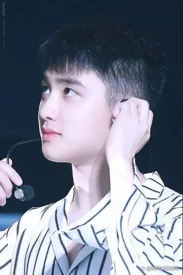 exo成员都暻秀与经纪人成立新公司 将离开smtown