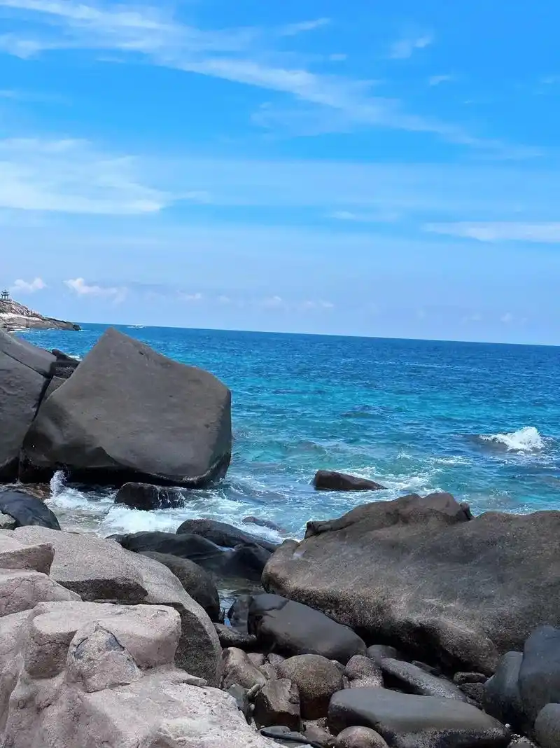 三亚美景||海滨城市真的太美了 分别是图1-图3大东海旅游区 - 抖音