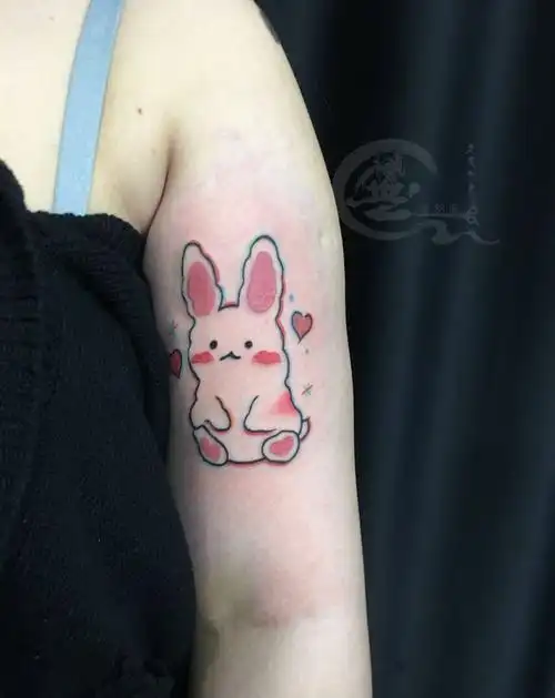 兔子纹身图片_手臂小清新纹身图案tag标签:纹身师:老鬼纹身店:無相纹