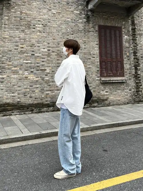 白衬衫干净简约的少年感75