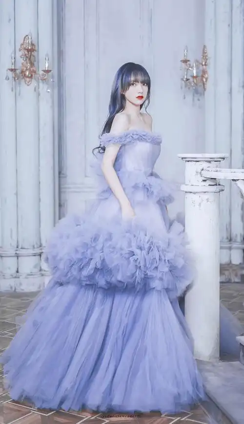 天使面孔魔鬼身材程潇简直就是丰满甜妹的穿搭教科书